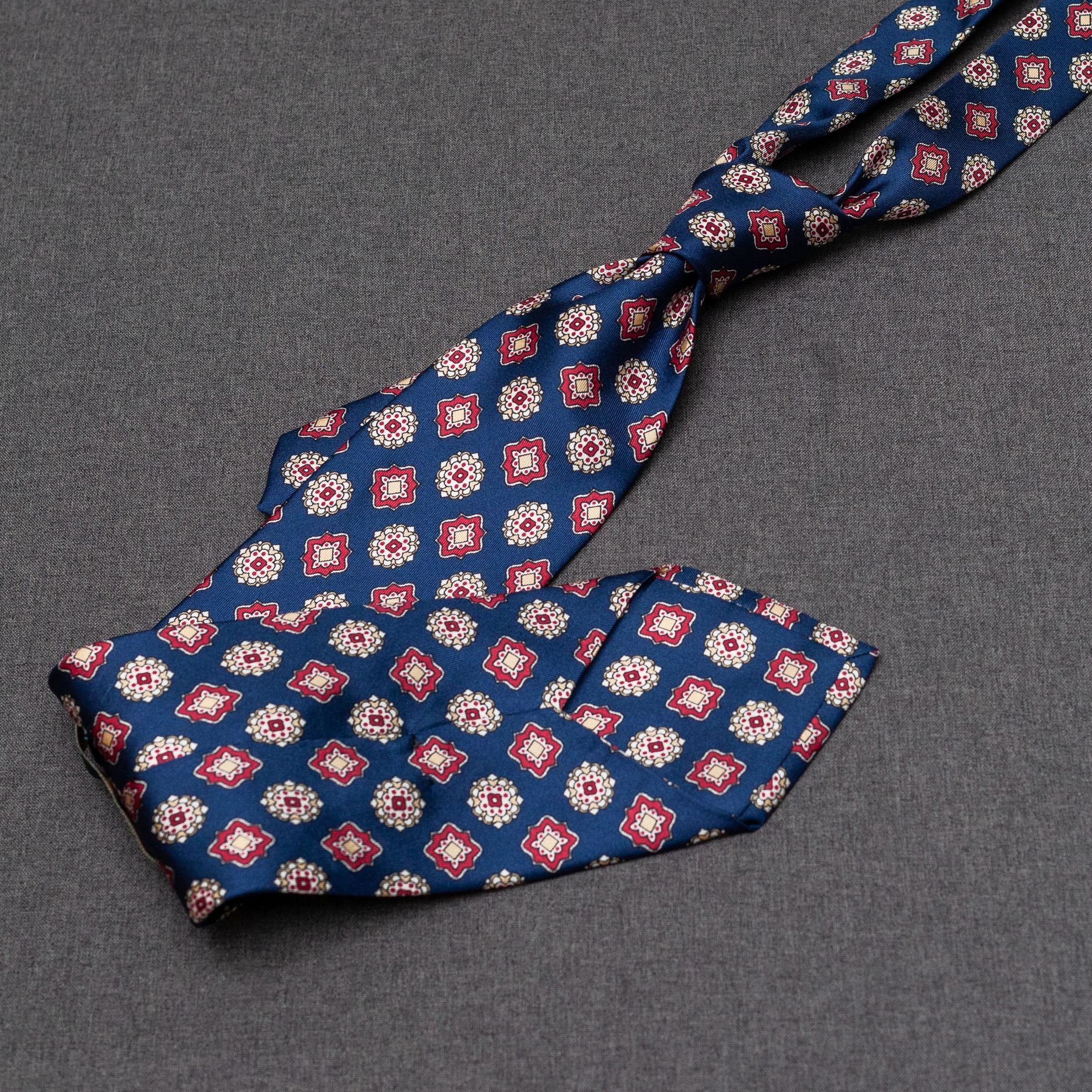 CORBATA DE SEDA LUCCA