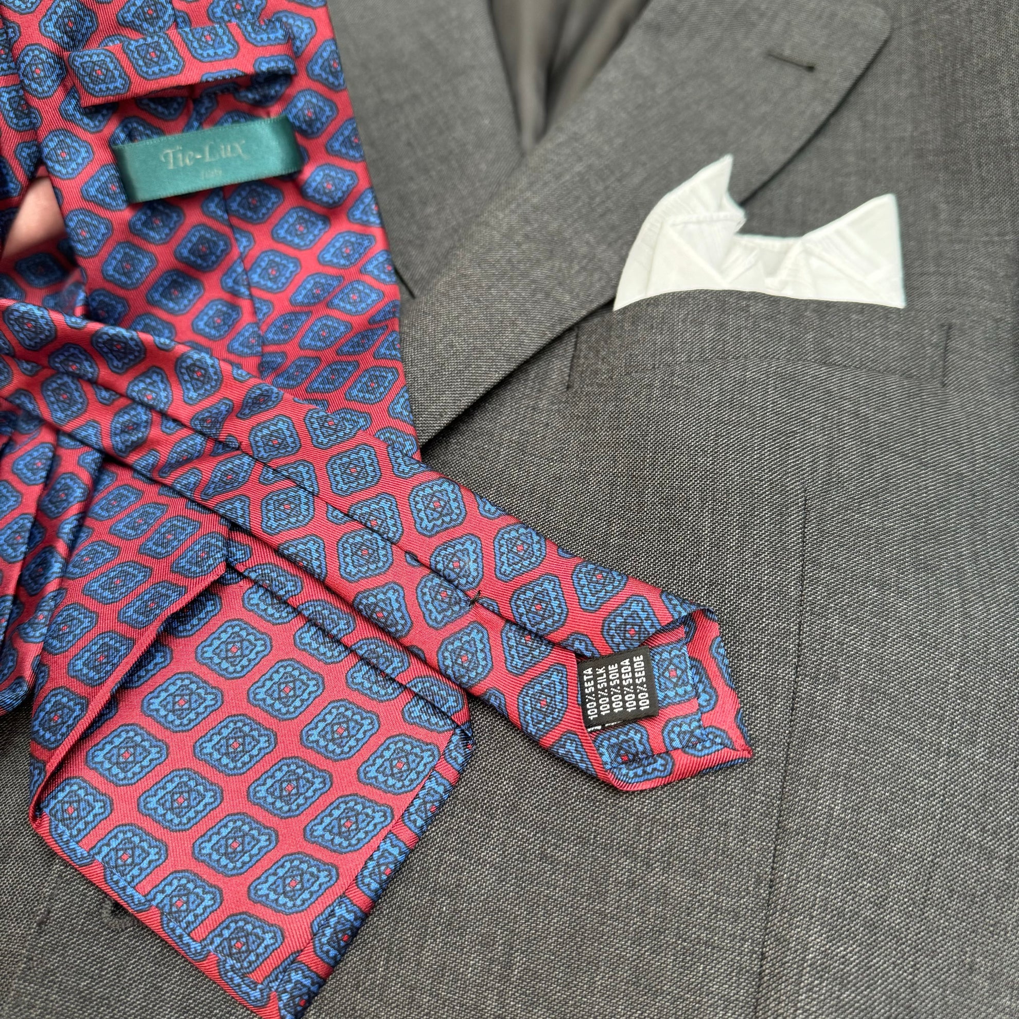 ¿Por qué utilizar una corbata de seda?