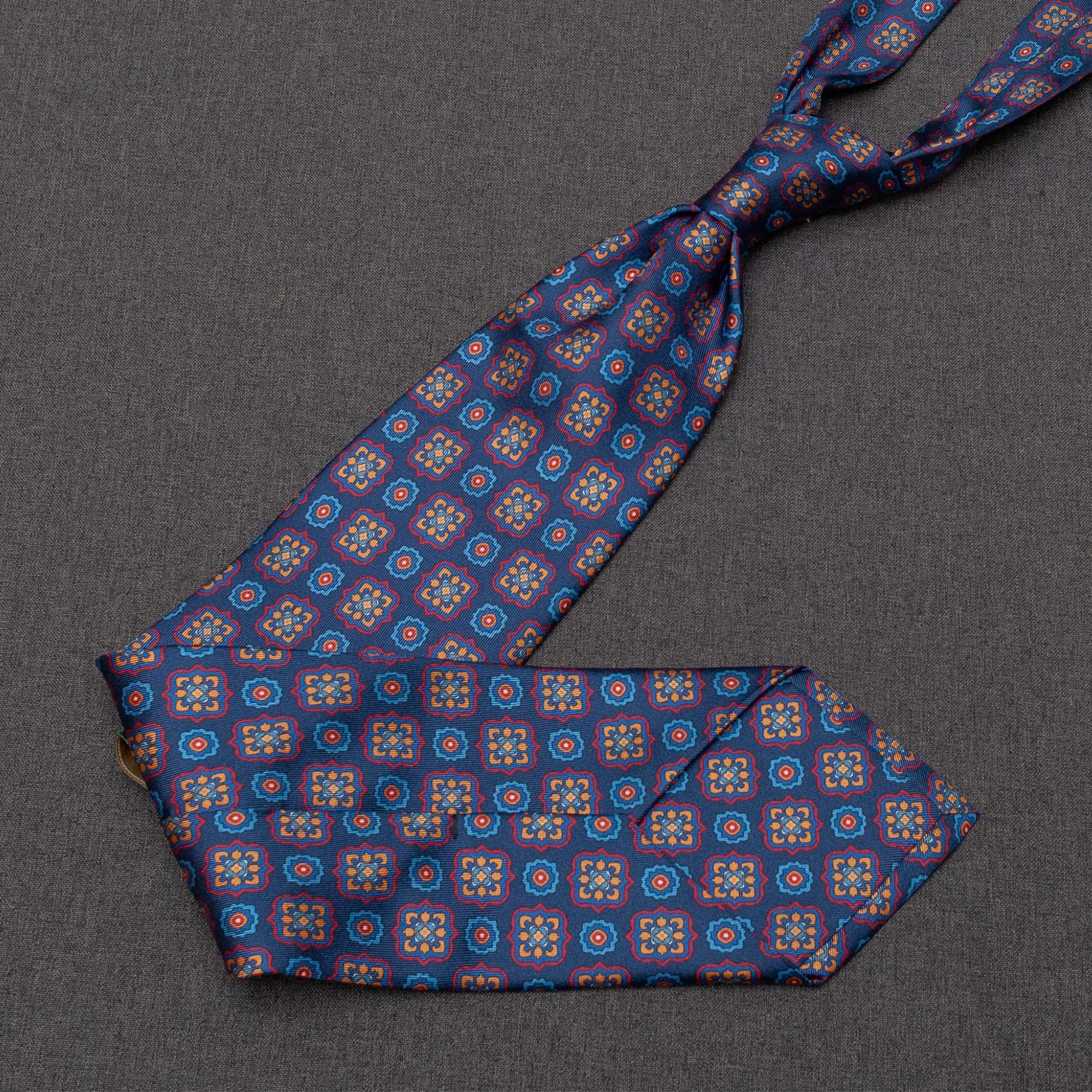 CORBATA DE SEDA VARESE