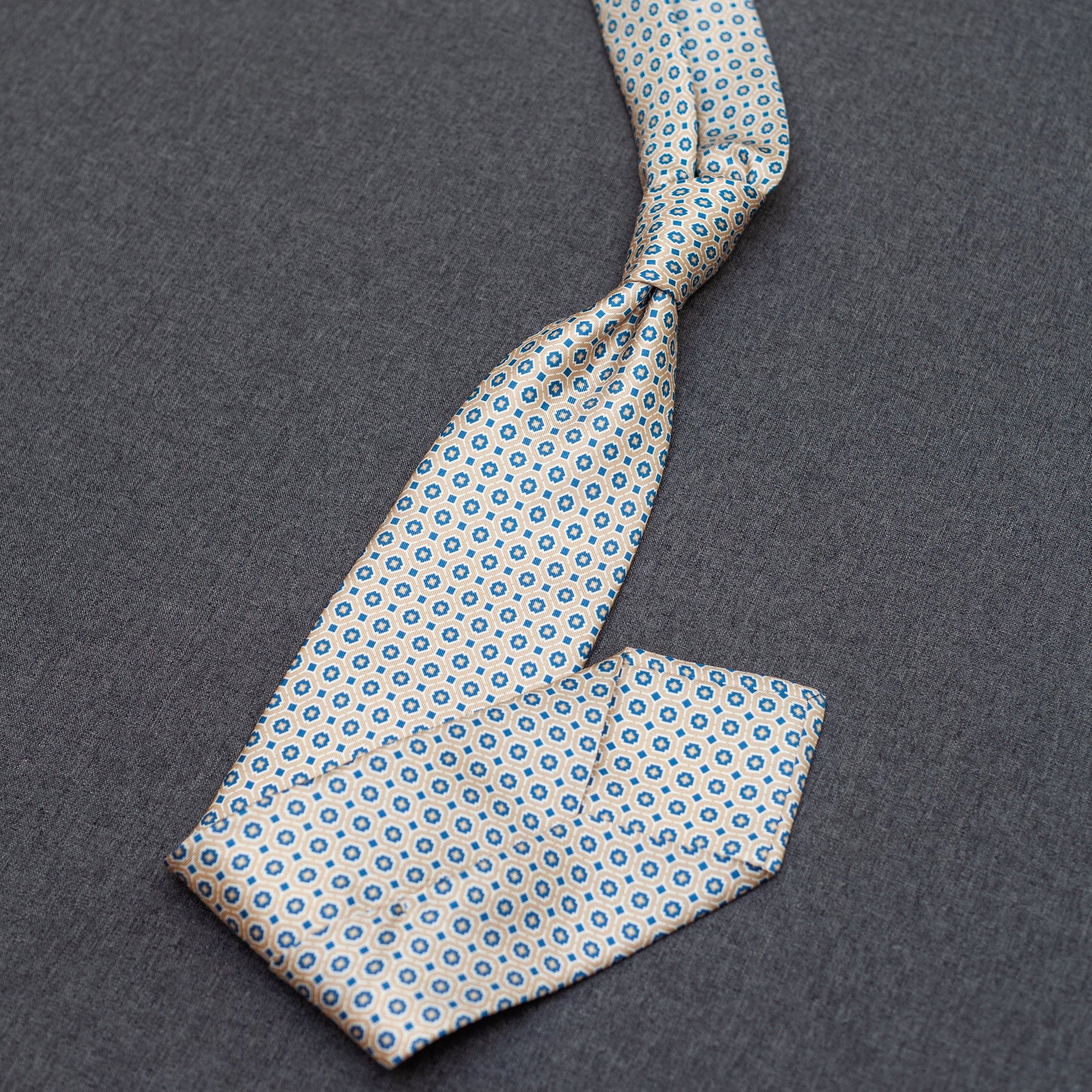 CORBATA DE SEDA BARI