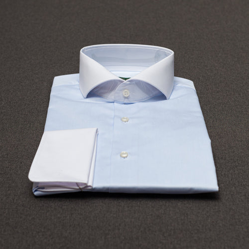 CAMISA DE VESTIR AZUL CUELLO BLANCO
