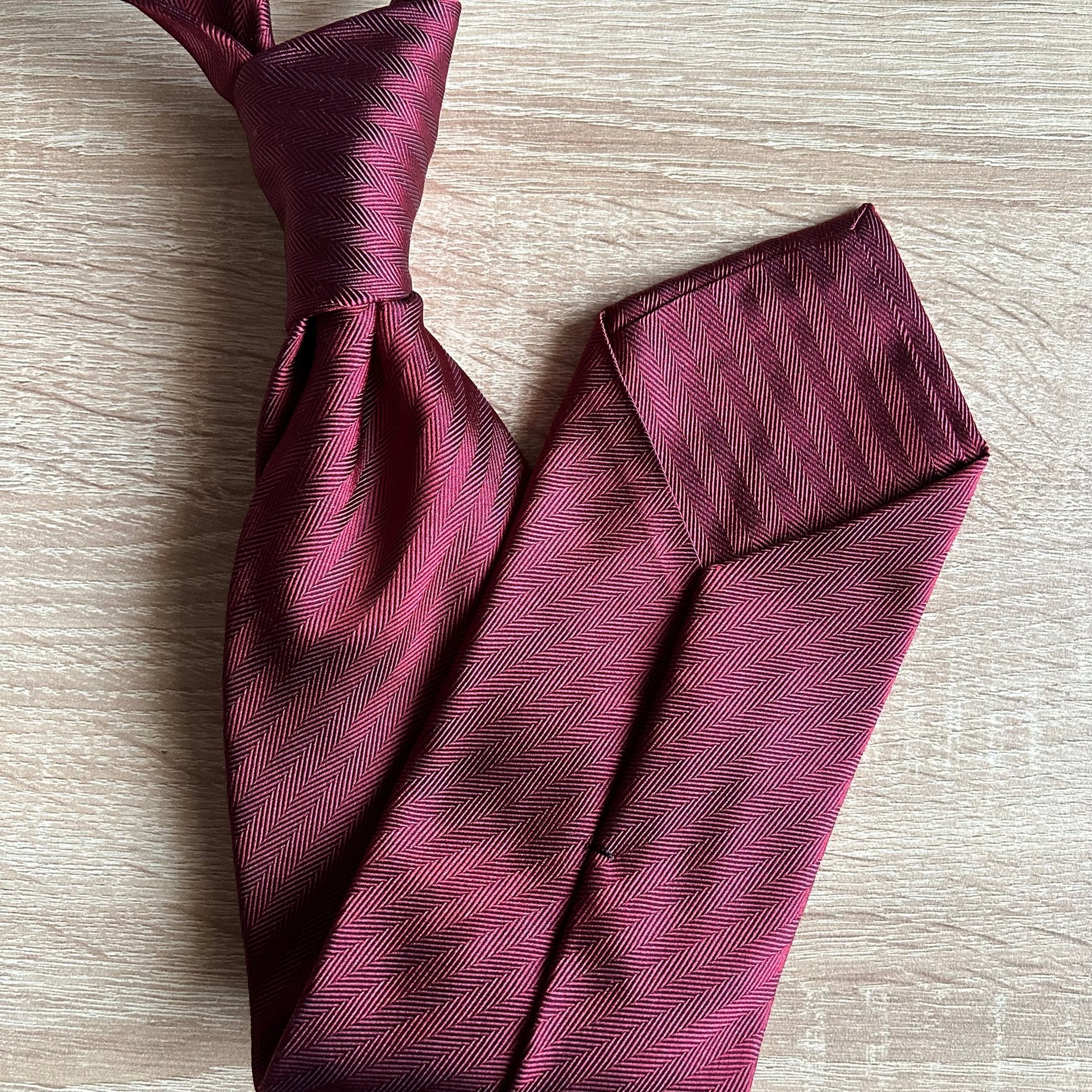 CORBATA JACQUARD ESPIGA BORDEAUX