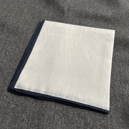 WHITE LINEN SCARF NAVY EDGE