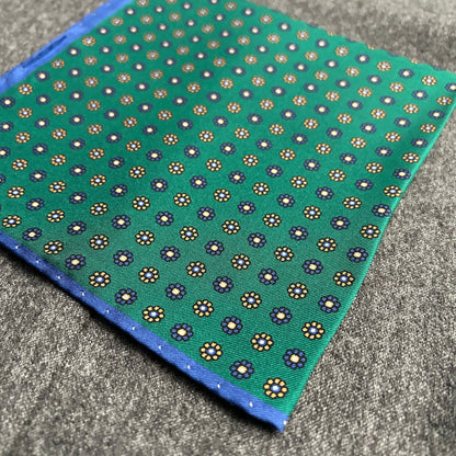 PAÑUELO SEDA VERDE FLOR