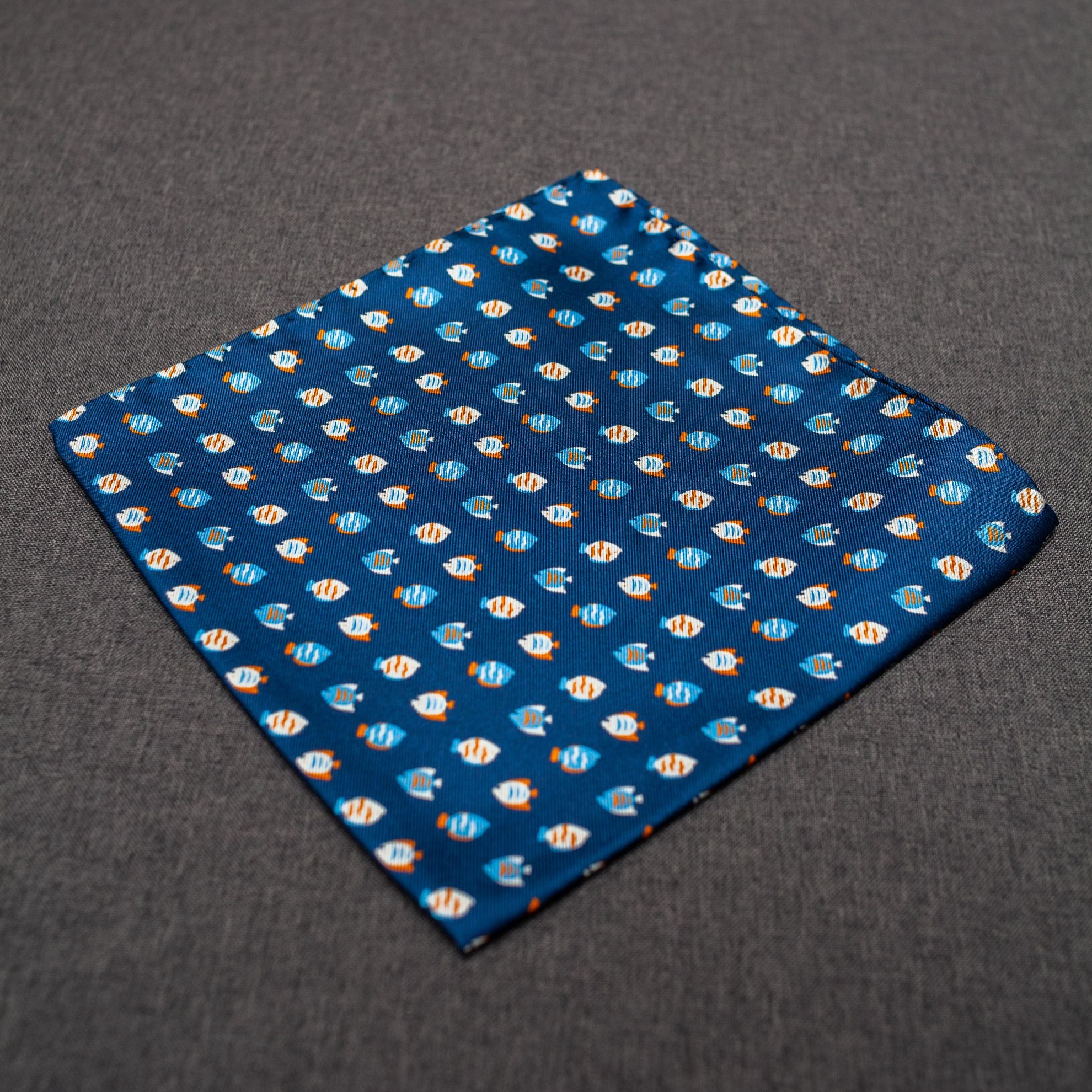 PAÑUELO SEDA MARINO PECES