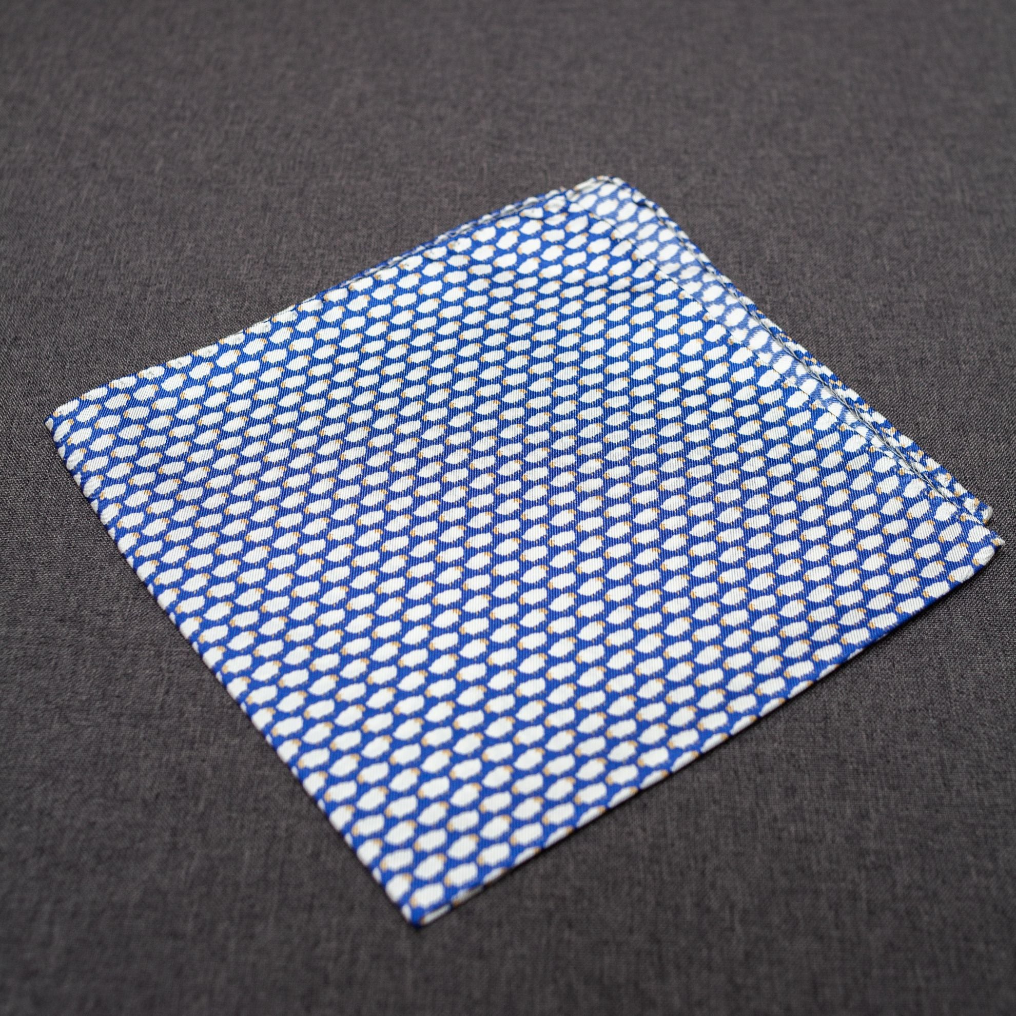 PAÑUELO SEDA NAVY OVEJAS