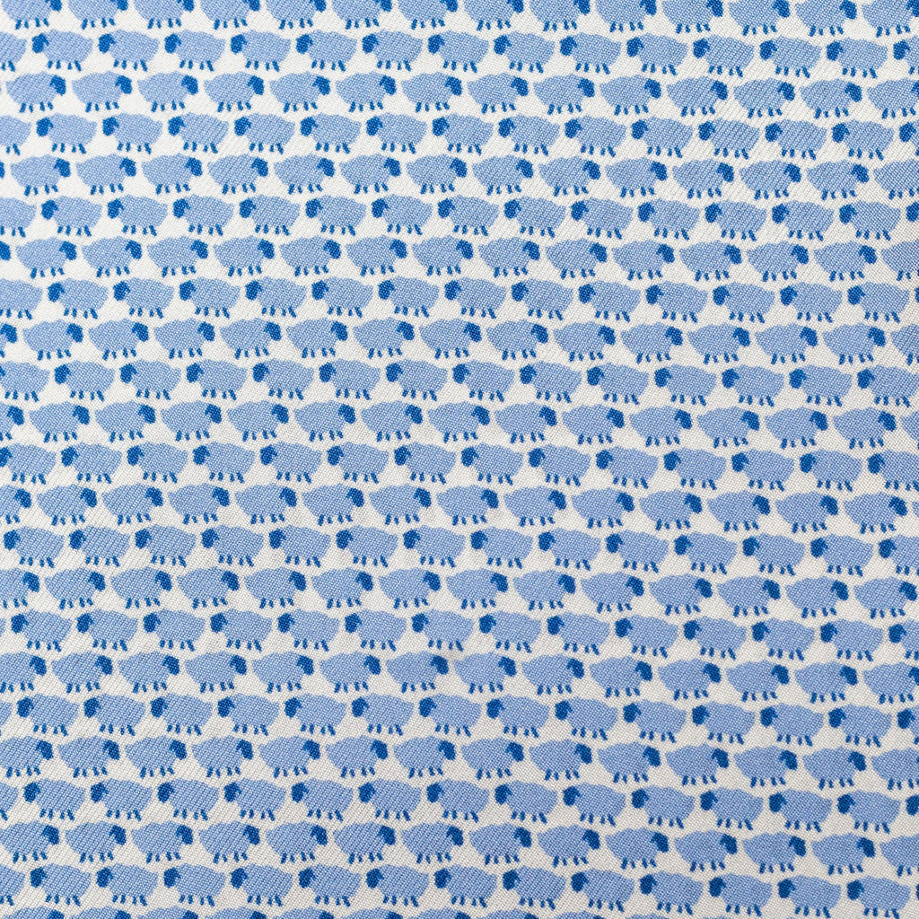 PAÑUELO SEDA CELESTE OVEJAS